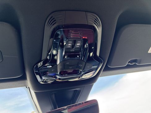 New 2026 Alfa Romeo Tonale Sprint w/ Red Premium Package image 25