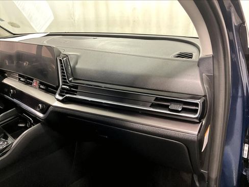 Used 2024 Kia Sportage EX w/ EX Premium Package image 13