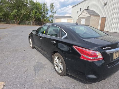 Used 2013 Nissan Altima 2.5 SV FWD image 5