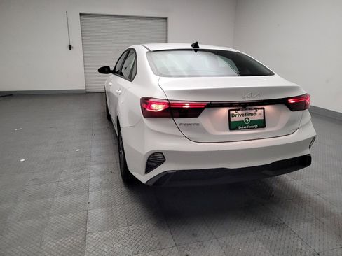 Used 2024 Kia Forte LXS image 6