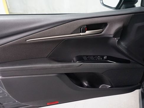 Used 2025 Toyota Camry LE FWD image 29