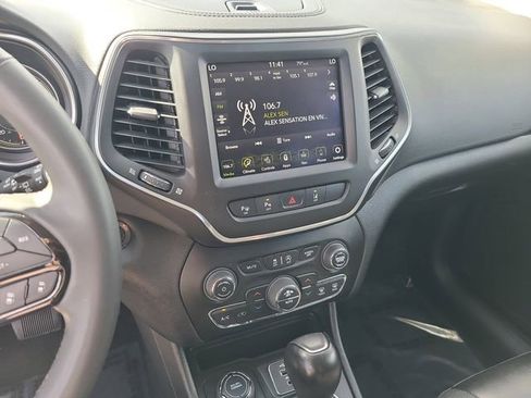 Used 2023 Jeep Cherokee Altitude Lux AWD/4WD image 30