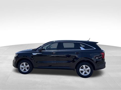 Certified 2023 Kia Sorento LX AWD/4WD image 10