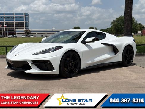 Used 2024 Chevrolet Corvette Stingray Coupe w/ Battery Protection Package RWD image 1