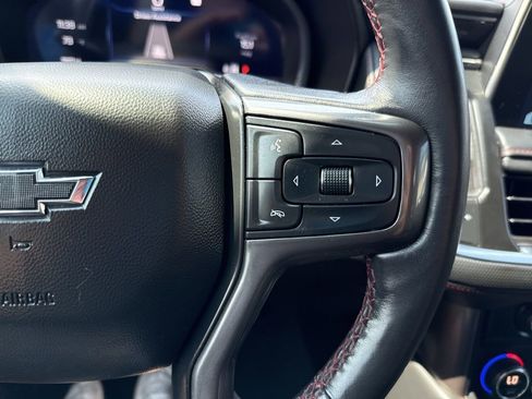 Used 2022 Chevrolet Suburban RST w/ Luxury Package image 23