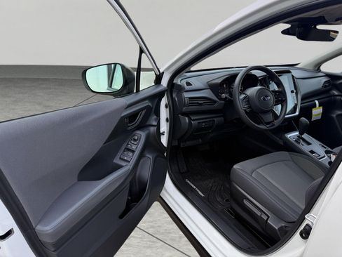 Used 2025 Subaru Crosstrek 2.5i Premium AWD/4WD image 17