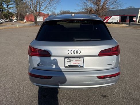 Used 2020 Audi Q5 2.0T Premium Plus w/ Premium Plus Package image 4
