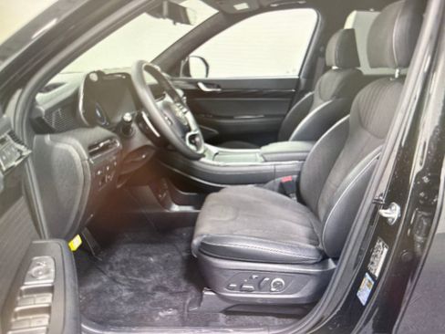 Used 2025 Hyundai Palisade Calligraphy image 10