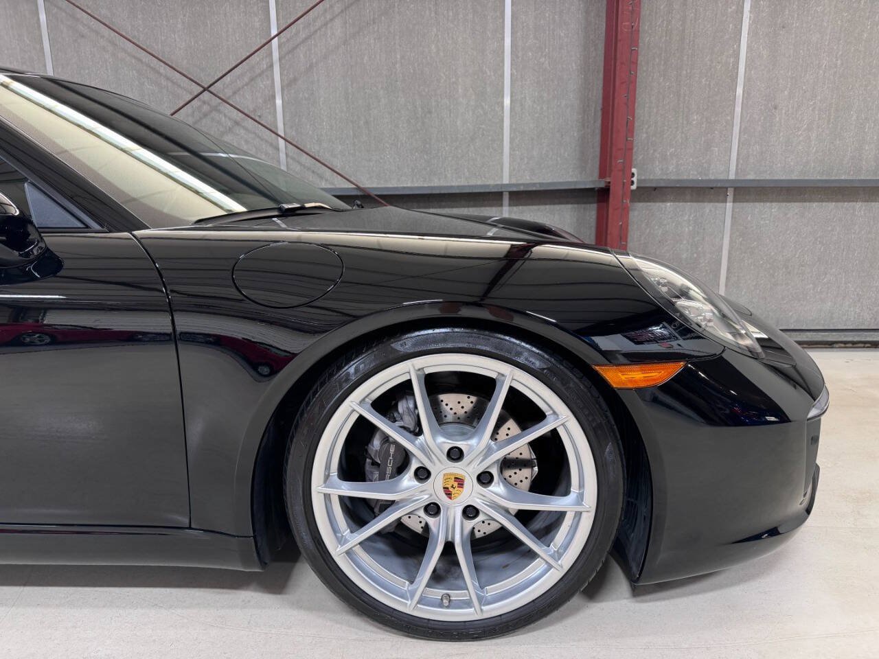 Used 2019 Porsche 911 Carrera image 39