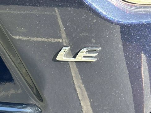 Used 2024 Toyota Corolla LE FWD image 8