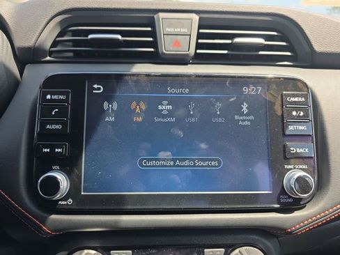 New 2025 Nissan Versa SR w/ Trunk Package FWD image 19