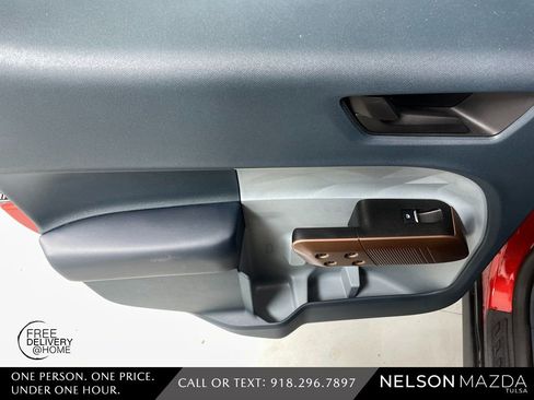 Used 2023 Ford Maverick Lariat w/ Equipment Group 500A Standard image 30