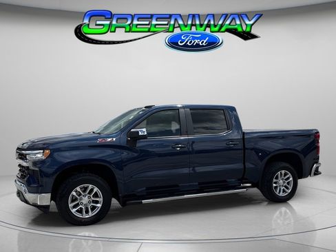 Used 2023 Chevrolet Silverado 1500 LT image 1