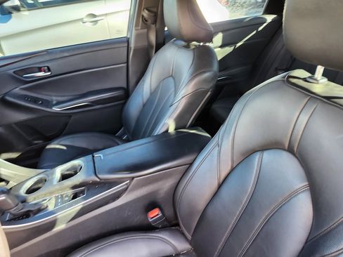 Used 2022 Toyota Avalon XLE image 15