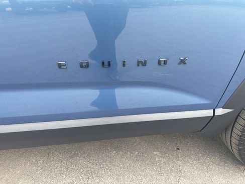 New 2026 Chevrolet Equinox LT w/ Midnight Edition AWD/4WD image 8