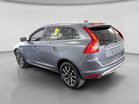 Used 2017 Volvo XC60 T6 Dynamic w/ Preferred Option Package AWD/4WD image 2