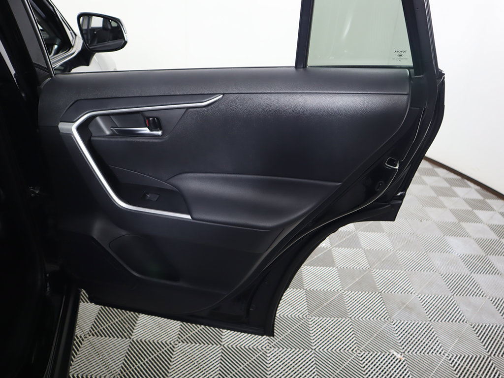 Used 2021 Toyota RAV4 XLE Premium AWD/4WD image 27