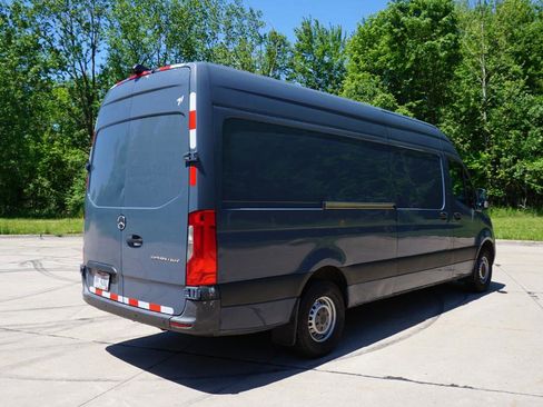 Used 2019 Mercedes-Benz Sprinter 170 image 6