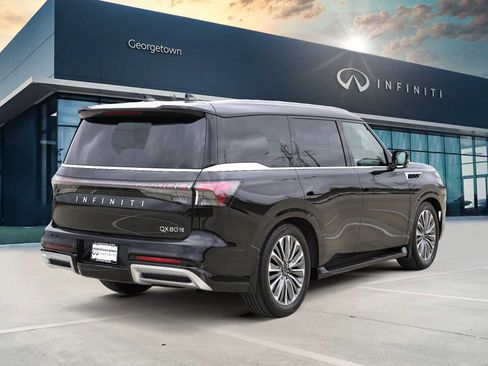 New 2025 INFINITI QX80 Sensory image 5