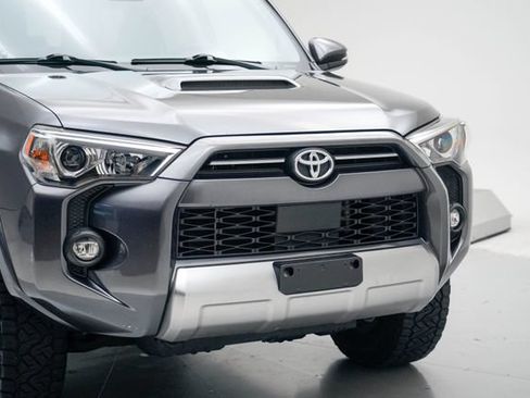 Used 2021 Toyota 4Runner TRD Off-Road Premium w/ Moonroof Package AWD/4WD image 26