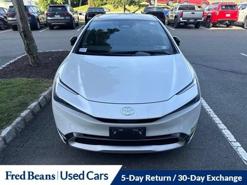 Used 2023 Toyota Prius Prime FWD image 18
