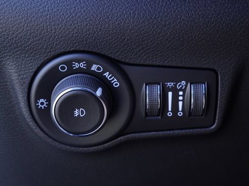 New 2026 Jeep Compass Latitude AWD/4WD image 13
