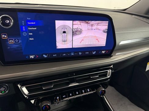 New 2026 Chevrolet Traverse LT w/ Driver Confidence Package image 21