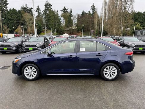 New 2026 Toyota Corolla XLE image 4