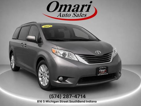 Used 2013 Toyota Sienna XLE w/ Entertainment Pkg FWD image 1