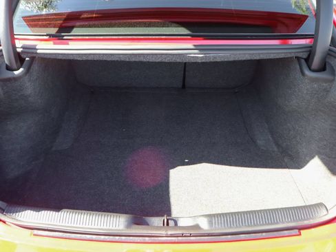 Used 2022 Dodge Charger Scat Pack RWD image 8