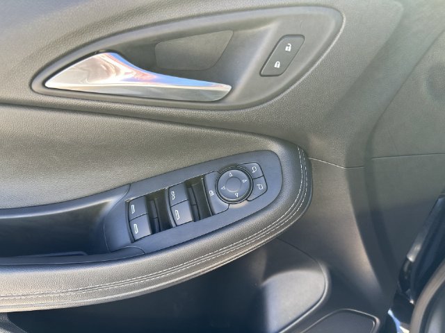 Certified 2023 Buick Encore GX Preferred w/ Cold Weather Comfort Package AWD/4WD image 24