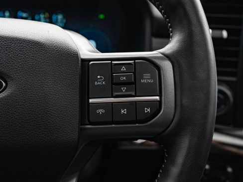 Used 2024 Ford F150 Lariat AWD/4WD image 29