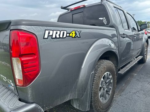 Used 2018 Nissan Frontier PRO-4X w/ Pro-4x Luxury Package AWD/4WD image 4