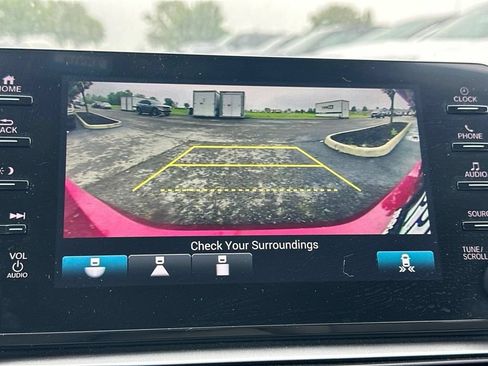 Used 2021 Honda Accord EX image 23