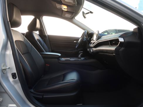 Used 2019 Nissan Altima 2.5 SR image 27