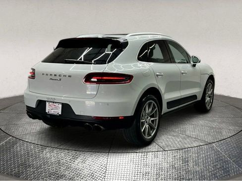 Used 2017 Porsche Macan S image 7