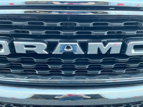 Used 2022 RAM 1500 Big Horn image 32