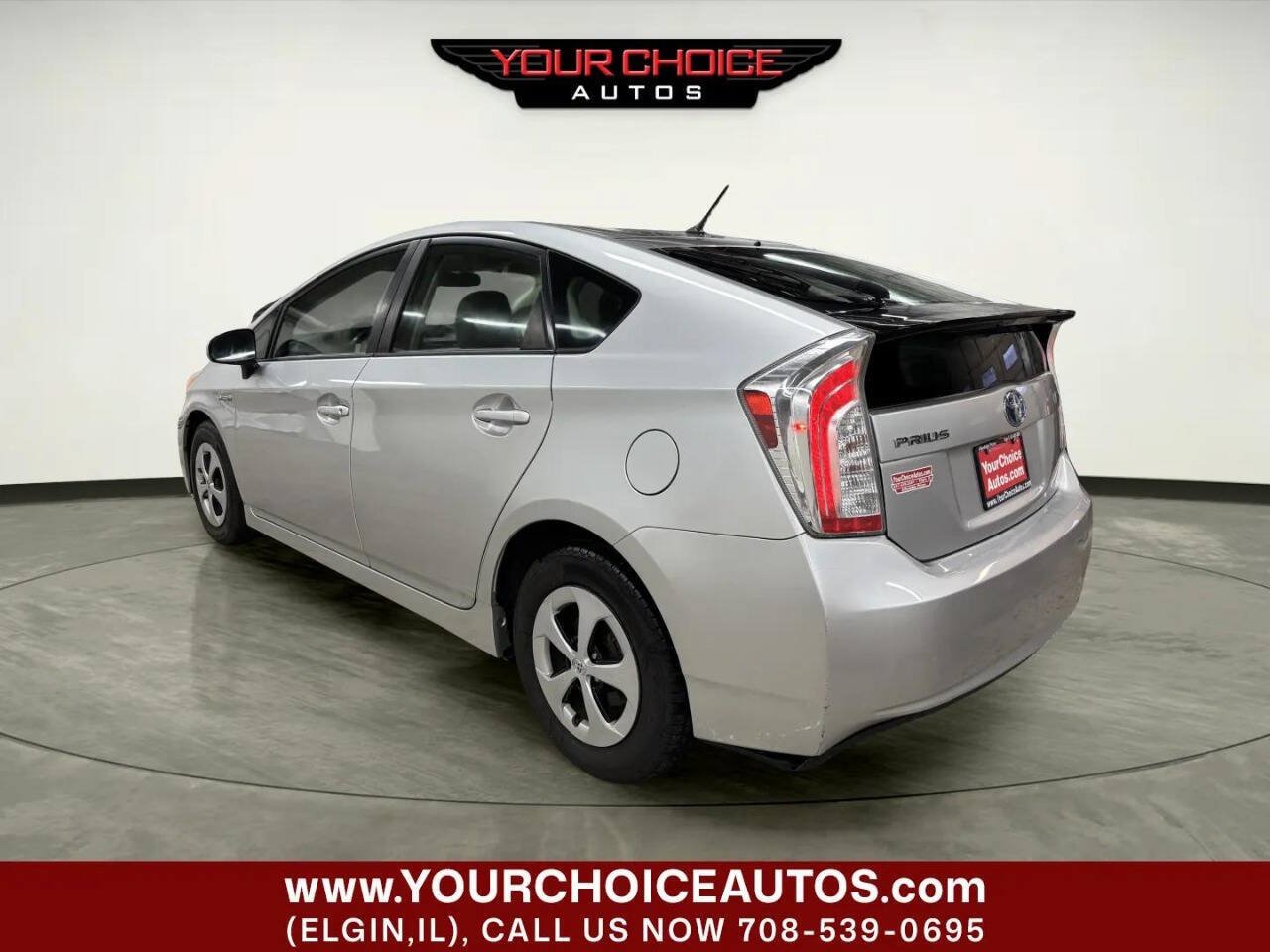 Used 2013 Toyota Prius Two FWD image 3