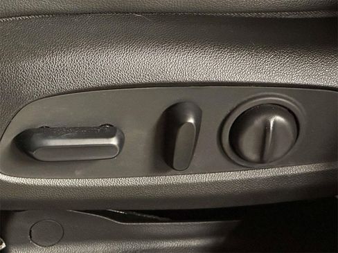 Used 2021 Buick Encore GX Select w/ Sport Touring Package image 14