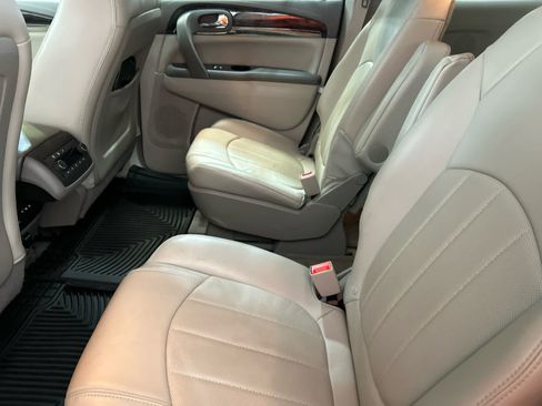 Used 2016 Buick Enclave Premium w/ Experience Buick Package FWD image 5