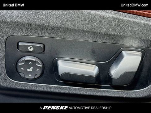 Used 2022 BMW M440i Coupe w/ Premium Package RWD image 11