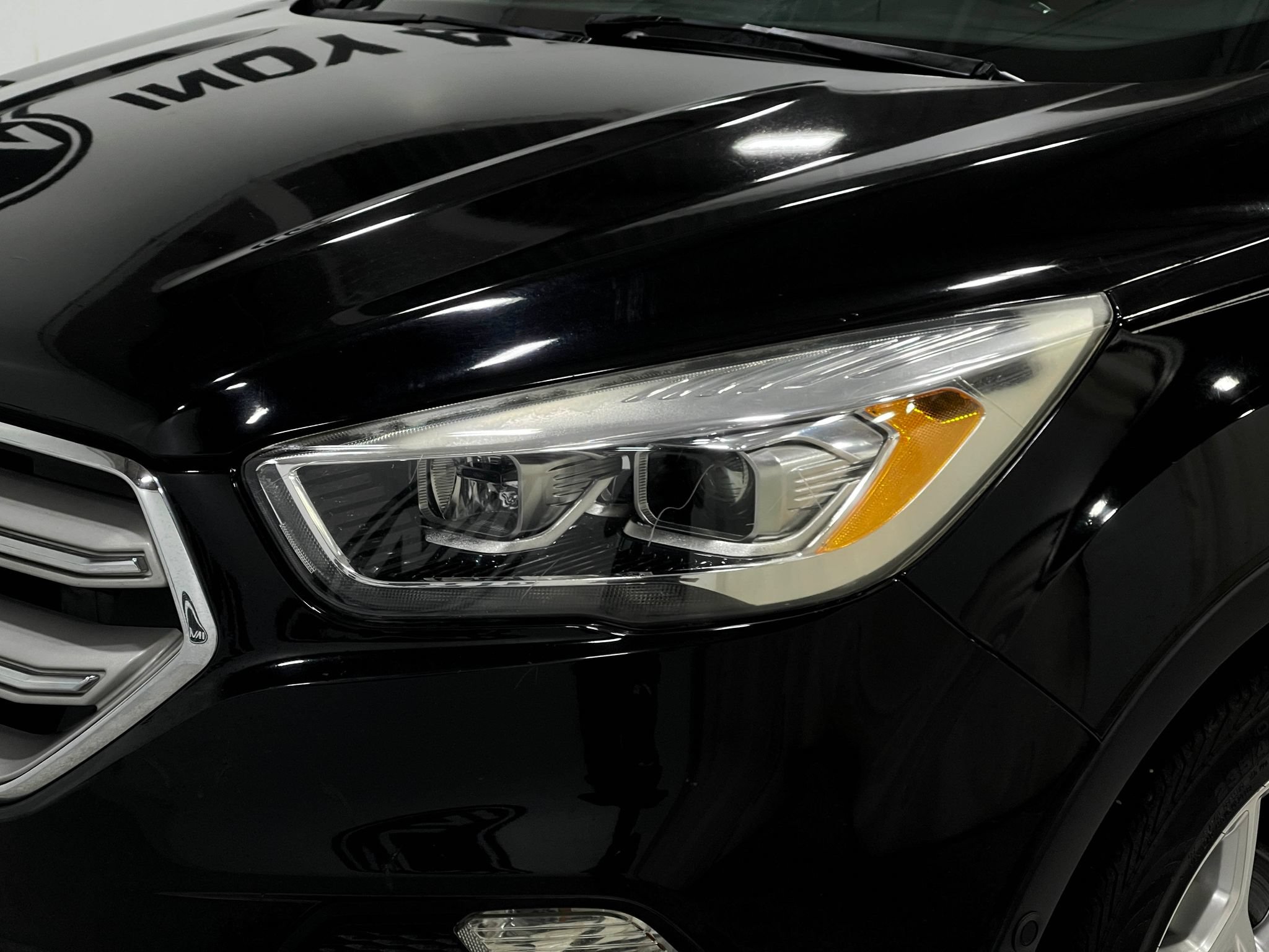 Used 2019 Ford Escape Titanium FWD image 33