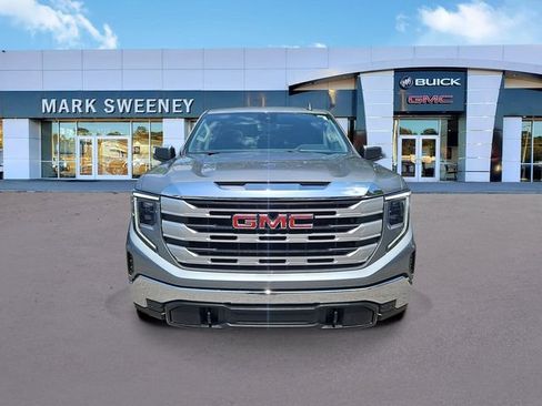 Used 2023 GMC Sierra 1500 SLE AWD/4WD image 2