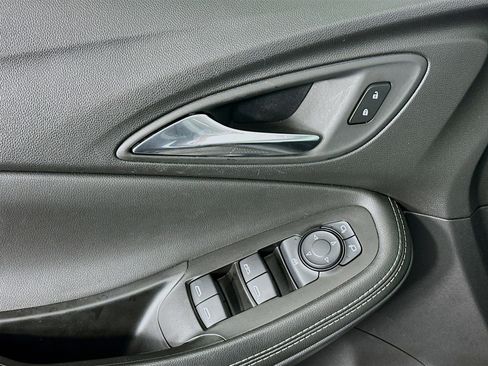 Used 2025 Buick Encore GX Preferred image 15