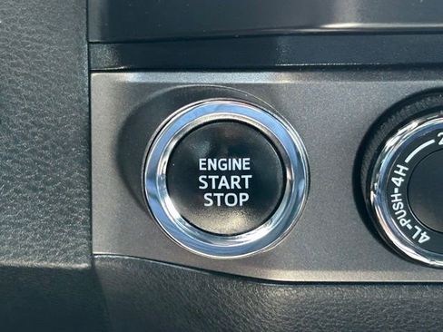 Used 2019 Toyota Tacoma TRD Sport AWD/4WD image 24