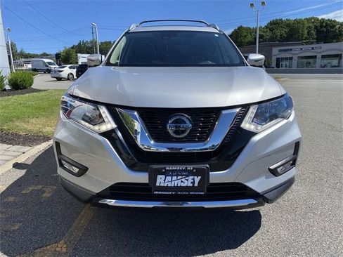 Certified 2020 Nissan Rogue SV w/ Sun & Sound Touring Package image 8