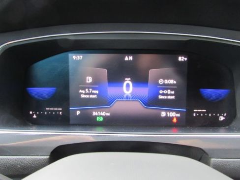 Used 2022 Volkswagen Tiguan SE R-Line image 38