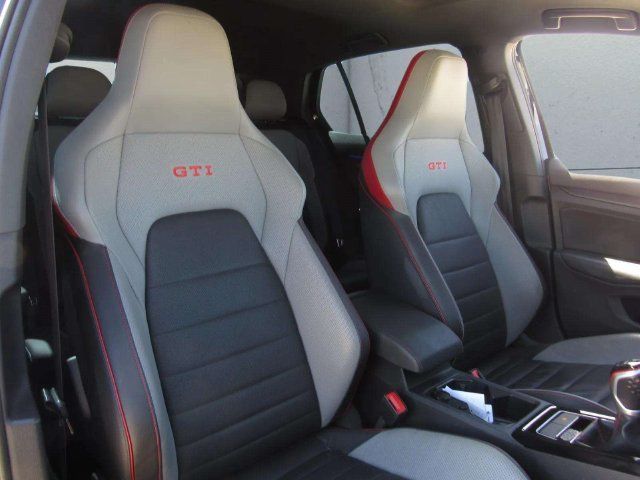 Used 2024 Volkswagen GTI SE FWD image 11