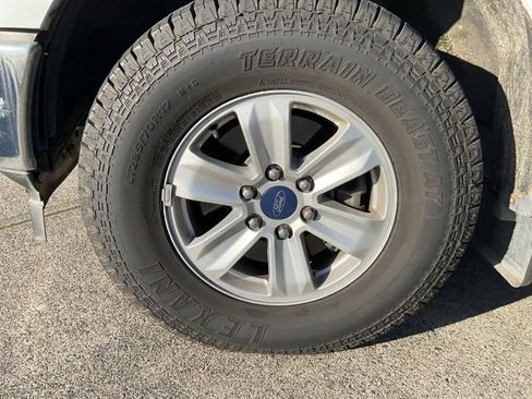 Used 2018 Ford F150 XLT image 10
