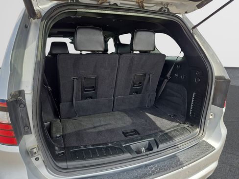 Used 2024 Dodge Durango GT RWD image 9